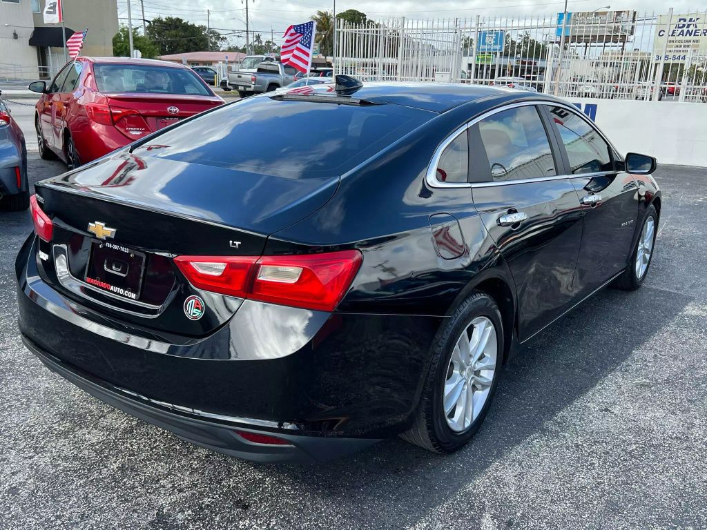 2016-Chevrolet-Malibu-15