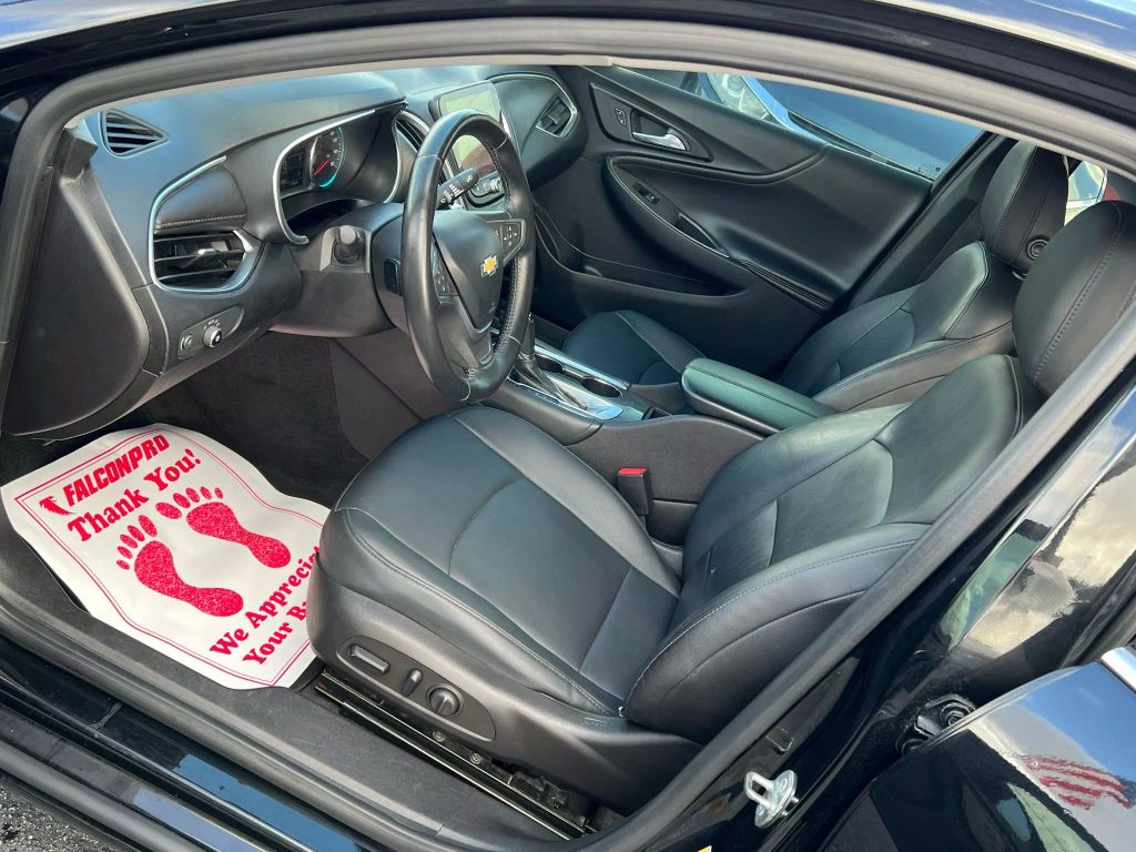 2016-Chevrolet-Malibu-8