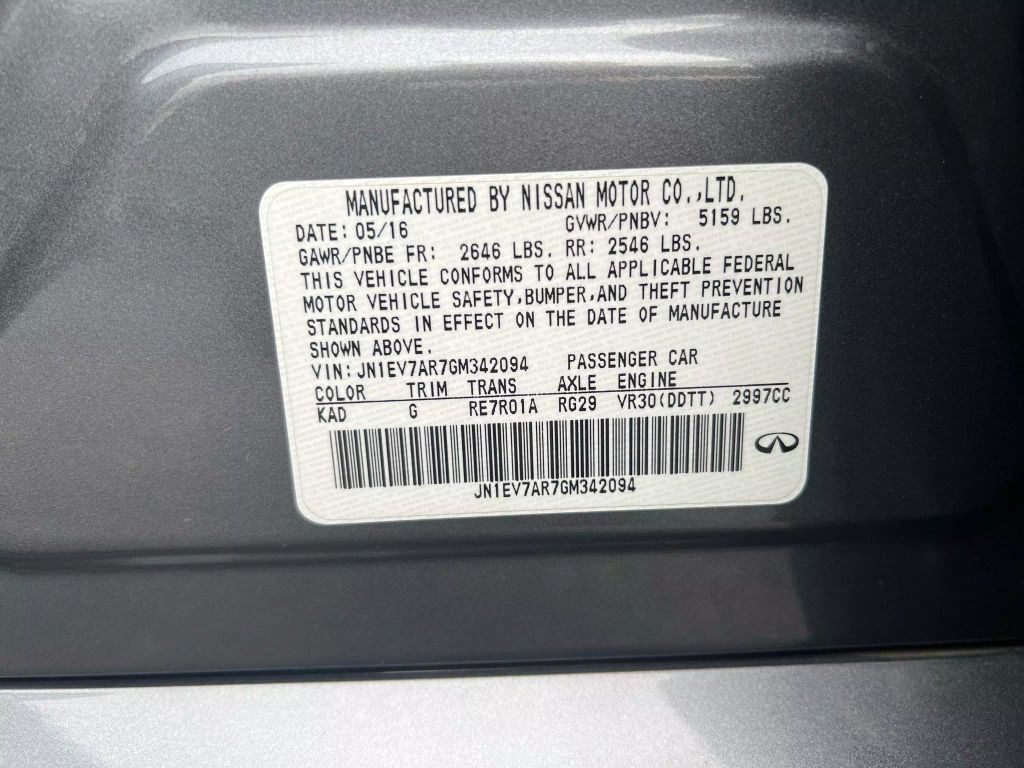2016-INFINITI-Q50-8