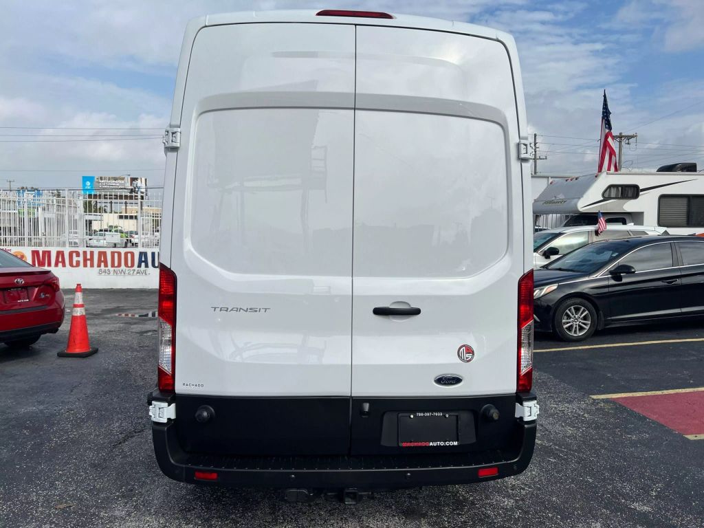 2017-Ford-Transit-350-Van-11