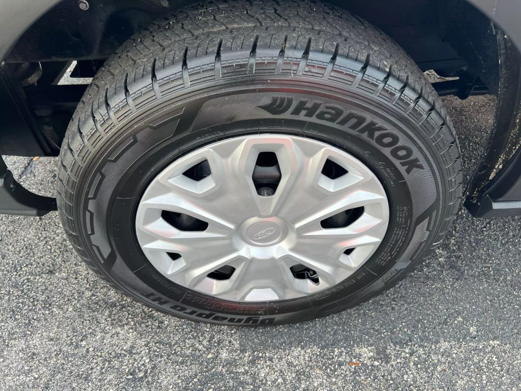 2017-Ford-Transit-350-Van-3