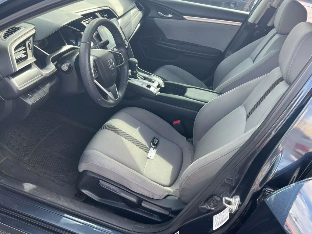 2017-Honda-Civic-8
