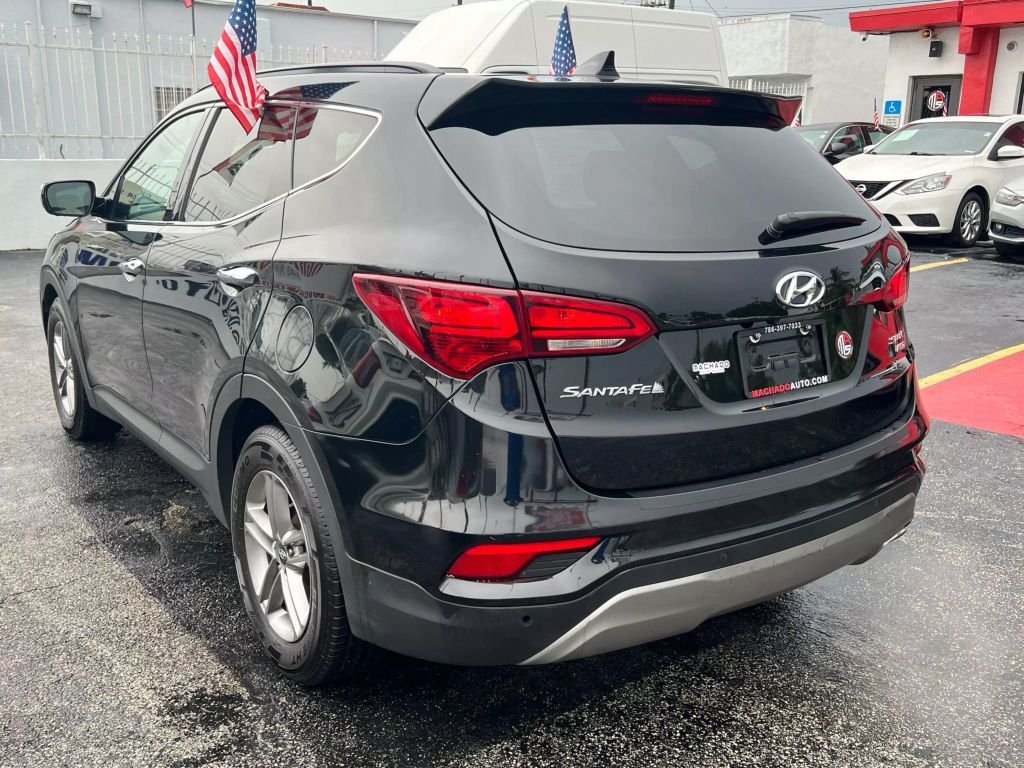 2017-Hyundai-Santa-Fe-Sport-12