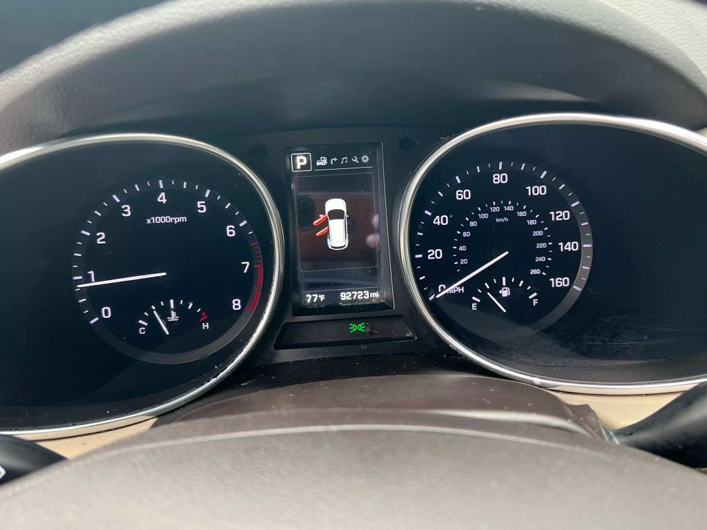 2017-Hyundai-Santa-Fe-Sport-6
