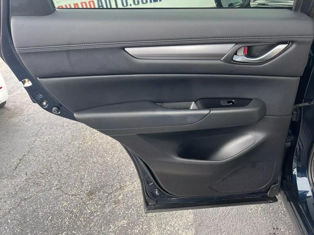 2017-MAZDA-CX-5-10