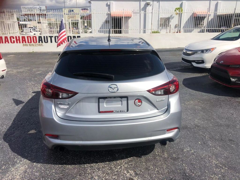 2018-MAZDA-MAZDA3-6