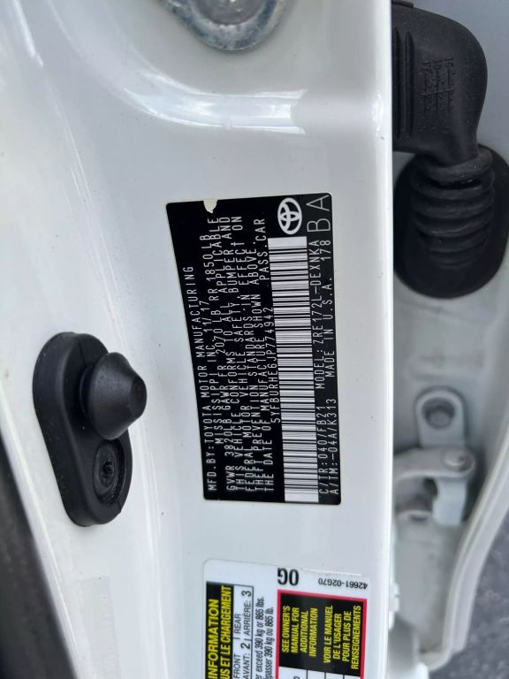 2018-Toyota-Corolla-8