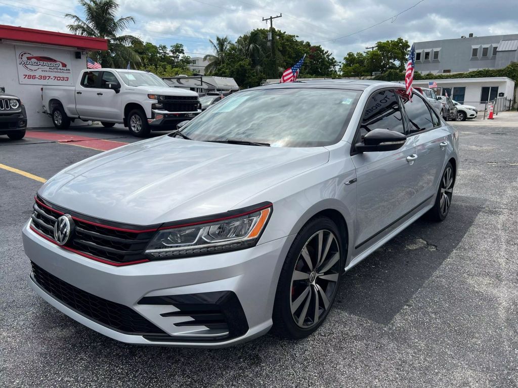 2018-Volkswagen-Passat-2