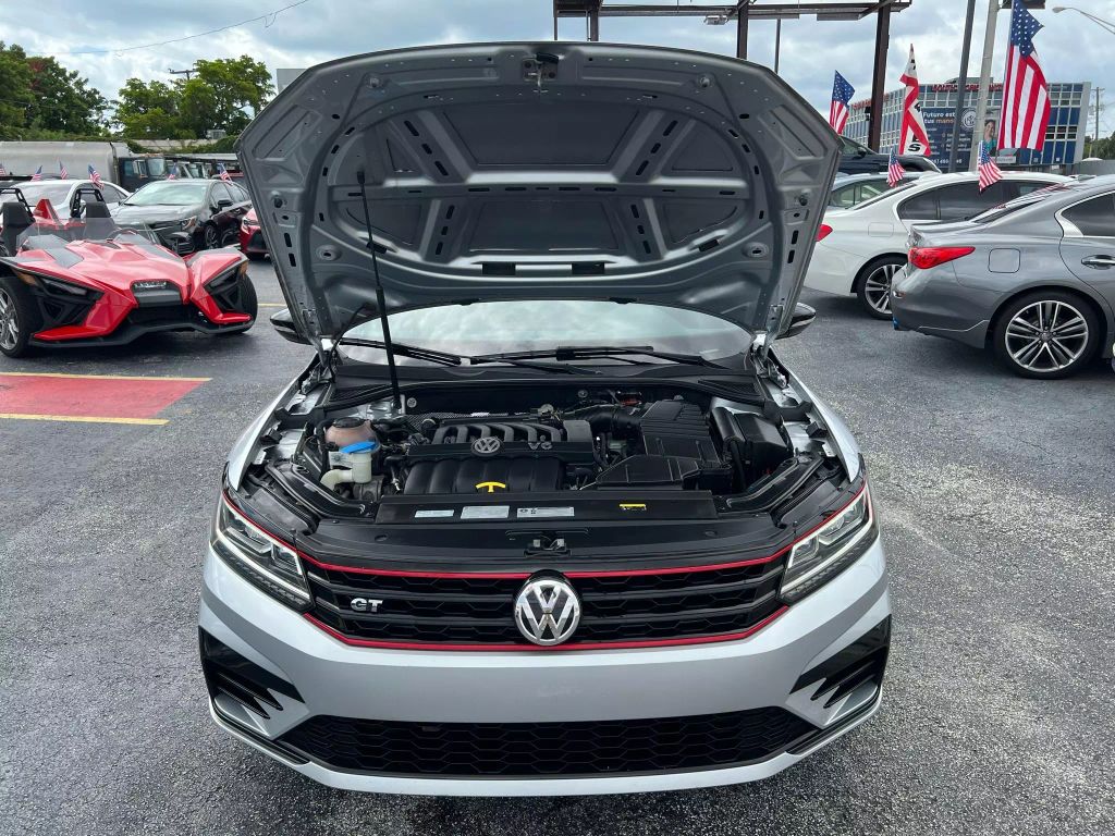 2018-Volkswagen-Passat-20