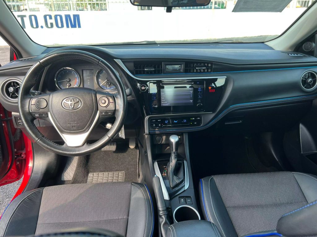 2019-Toyota-Corolla-5