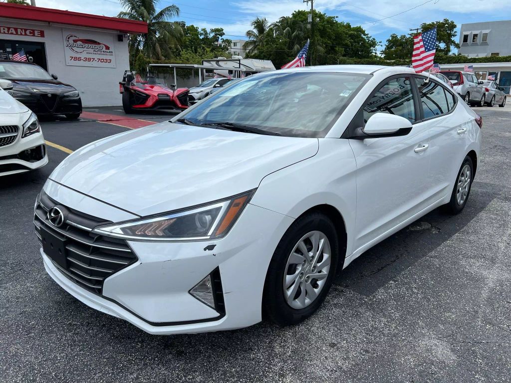 2020-Hyundai-Elantra-2