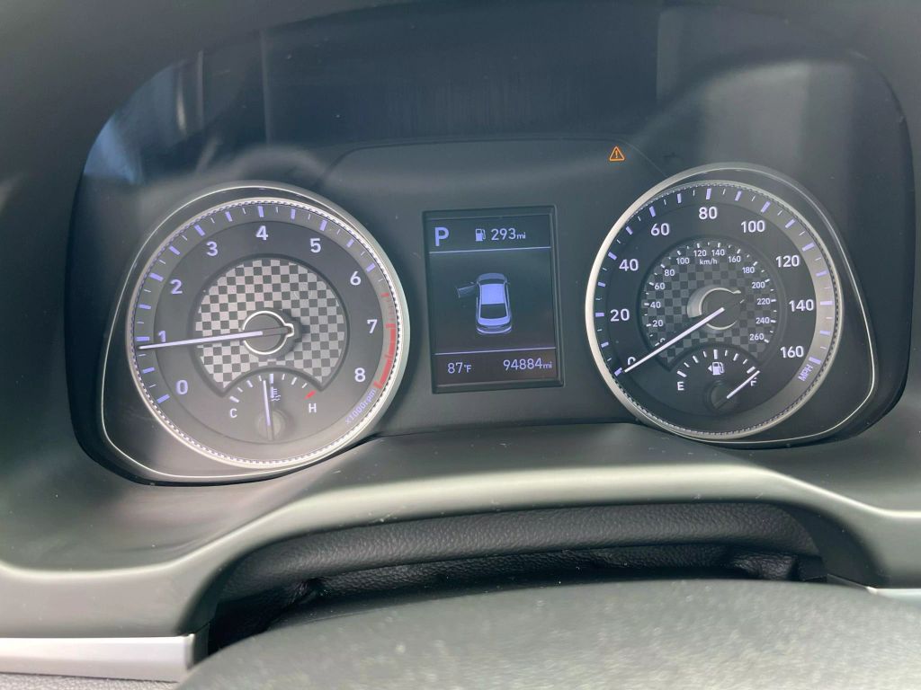 2020-Hyundai-Elantra-6