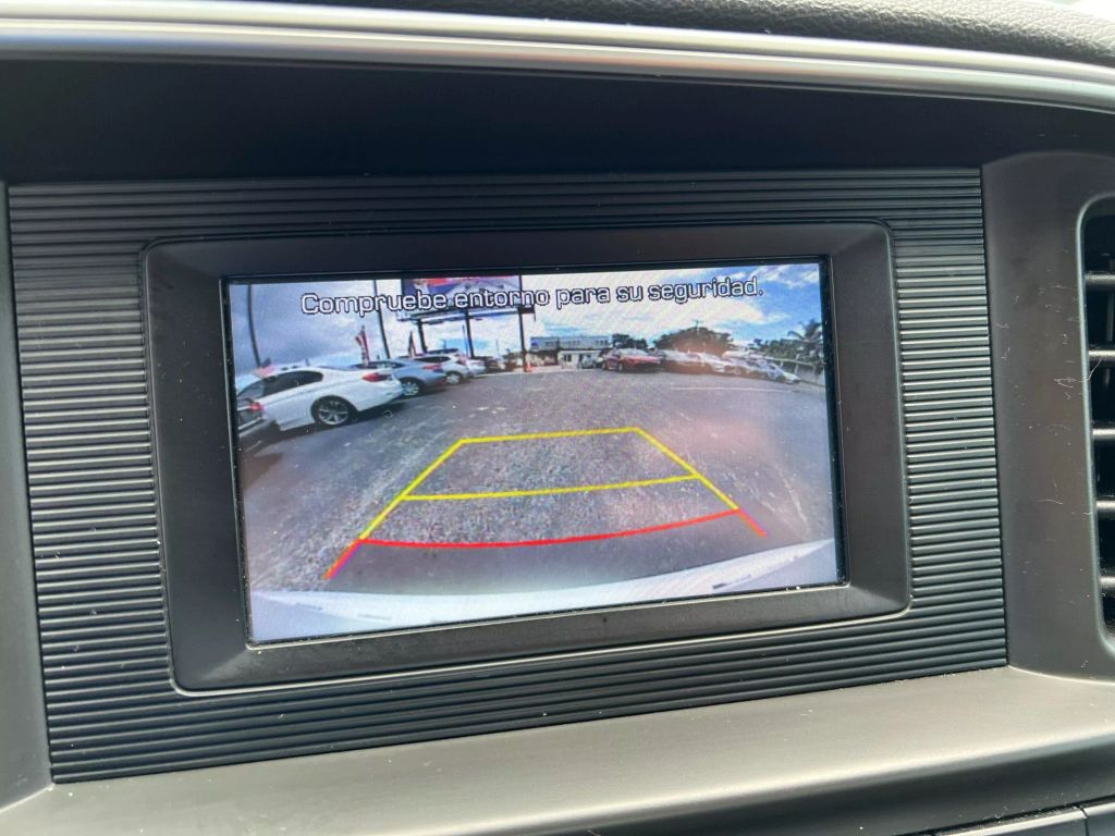2020-Hyundai-Elantra-7