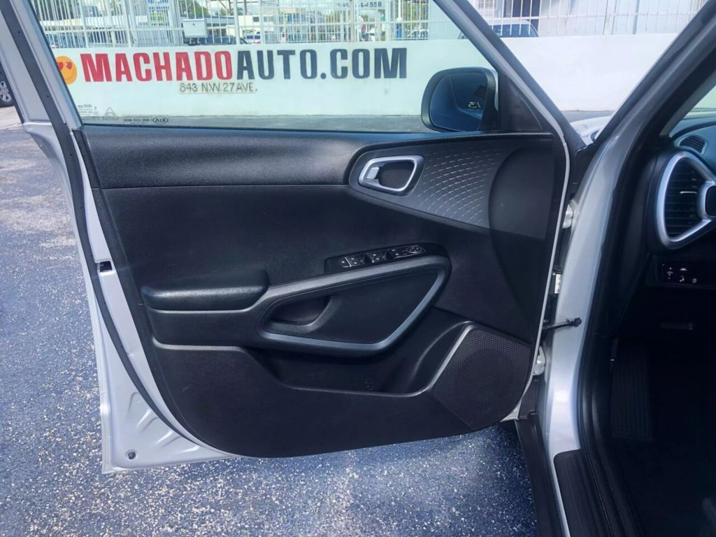 2020-Kia-Soul-8