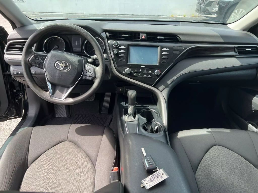 2020-Toyota-Camry-5