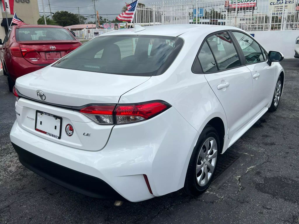 2024-Toyota-Corolla-15