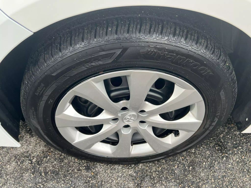 2024-Toyota-Corolla-3