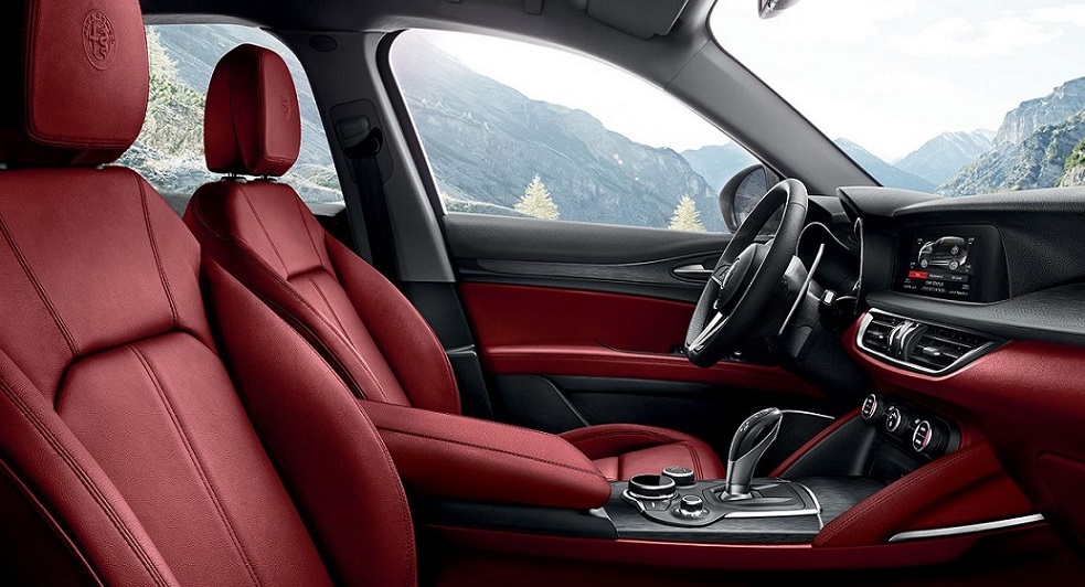 Alfa Romeo Stelvio 2018: Una SUV de uso con estilo y potencia.