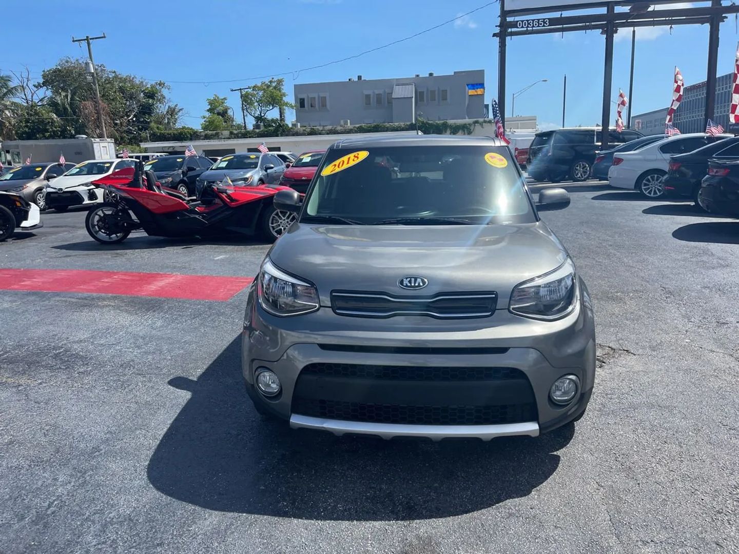 2018 Kia Soul front: One of the best used cars in the Hyundai vs Kia comparison. Available at Machado Auto Sales, Miami.