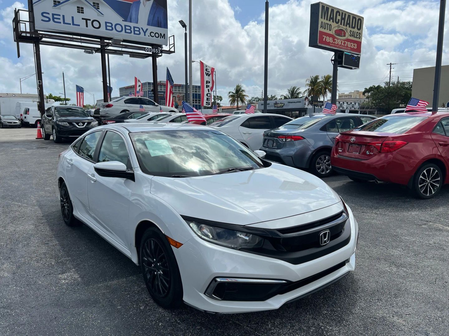 2020 Honda Civic: uno de los mejores autos para comprar en los Mejores Concesionarios Locales de Autos Usados en Miami-Dade