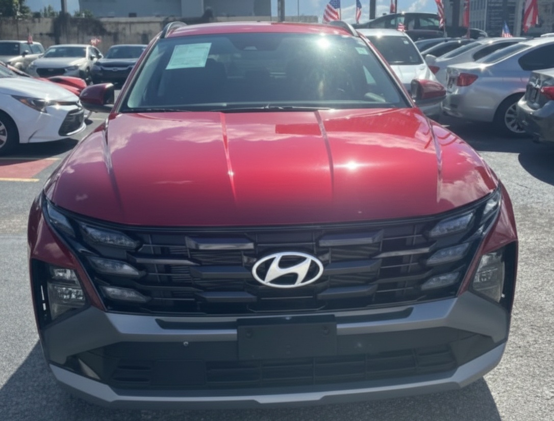 Low-mileage 2026 Hyundai Tucson at Machado Auto Sales, Miami: Pristine condition and unbeatable value.