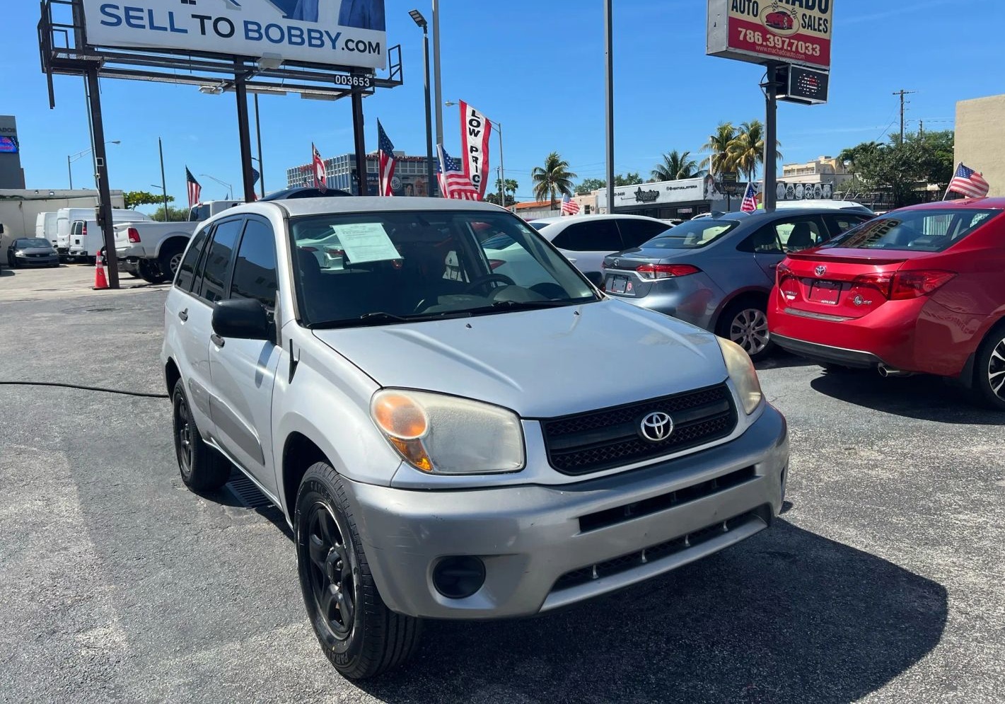 2005 Toyota RAV4: One of the best options in the Used vs New SUV comparison. Available now at Machado Auto Sales, Miami.