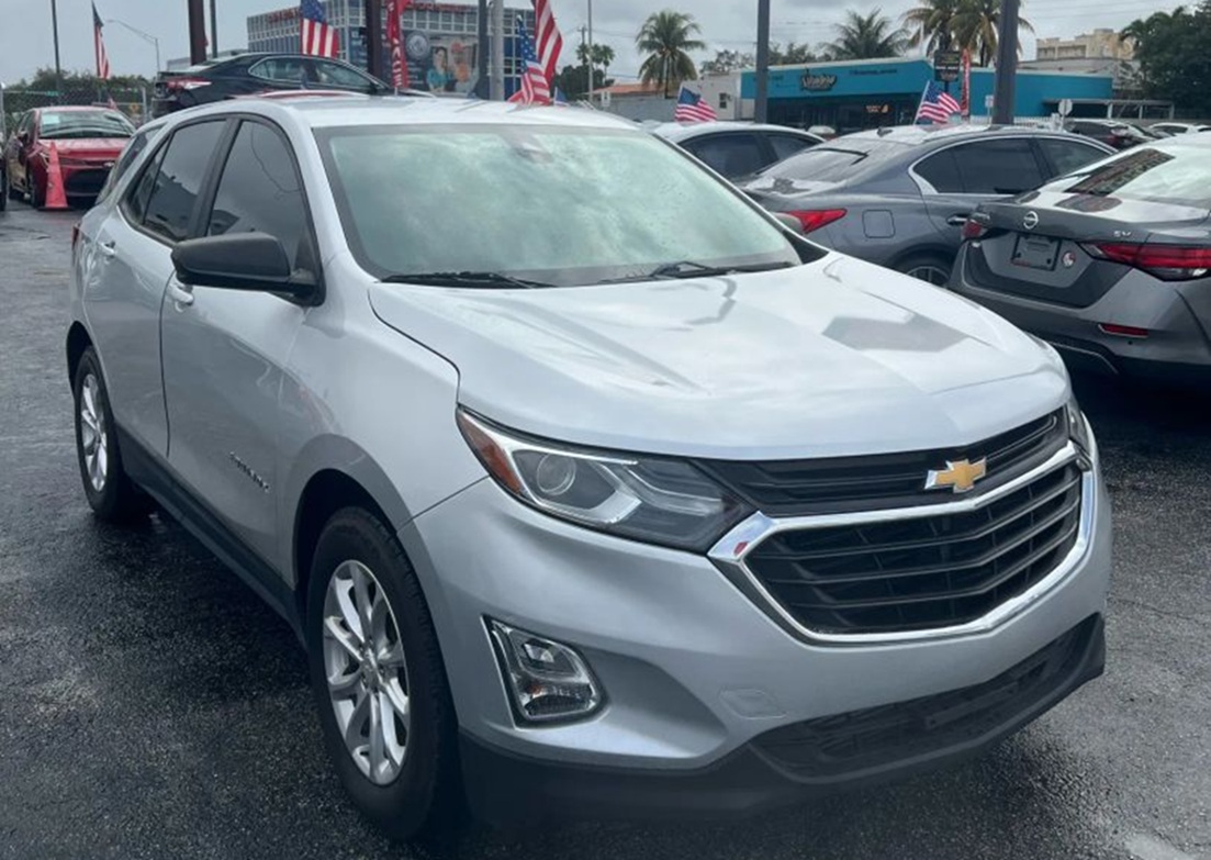 2020 Chevrolet Equinox: One of the best options in the Used vs New SUV comparison. Available now at Machado Auto Sales, Miami.