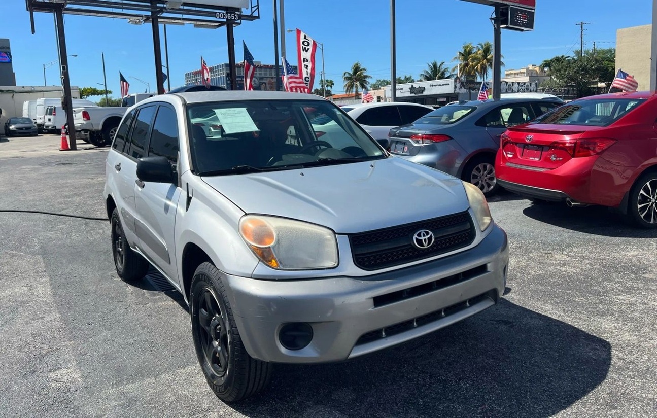 2005 Toyota RAV4: